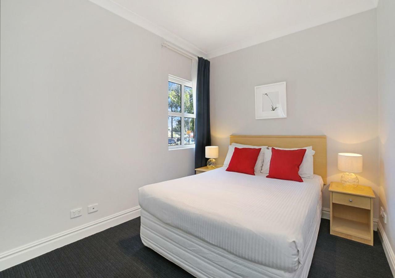 Sydney Airport Suites Exteriör bild