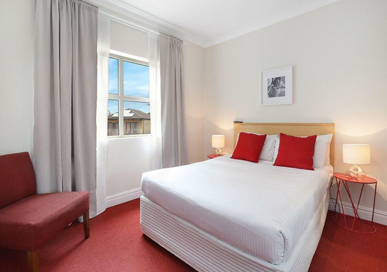 Sydney Airport Suites Exteriör bild