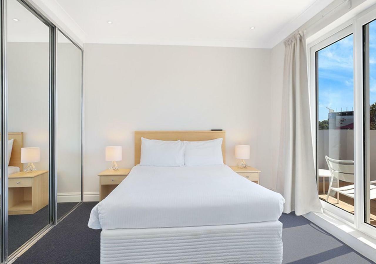 Sydney Airport Suites Exteriör bild
