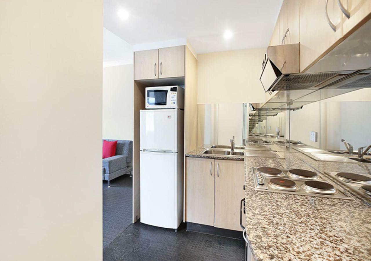 Sydney Airport Suites Exteriör bild