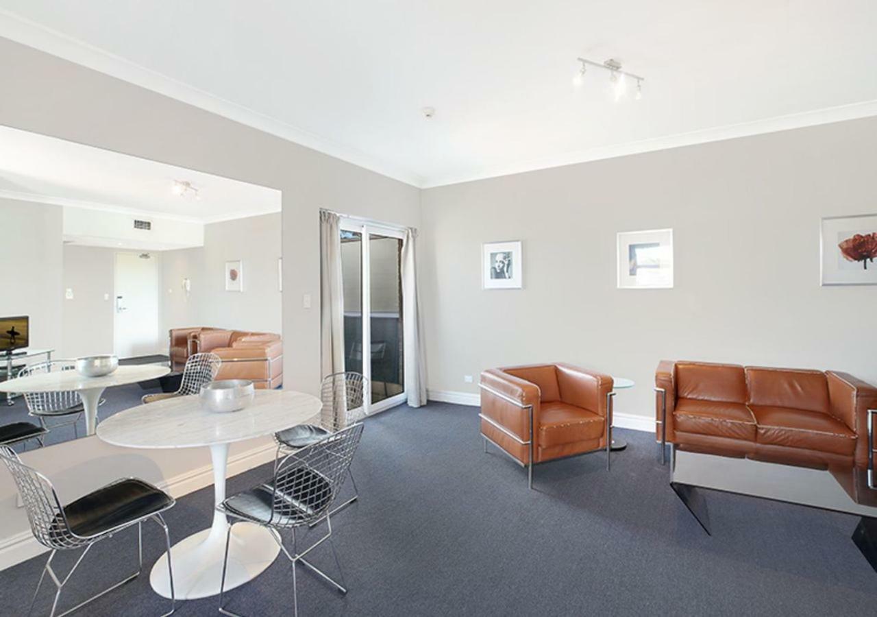 Sydney Airport Suites Exteriör bild