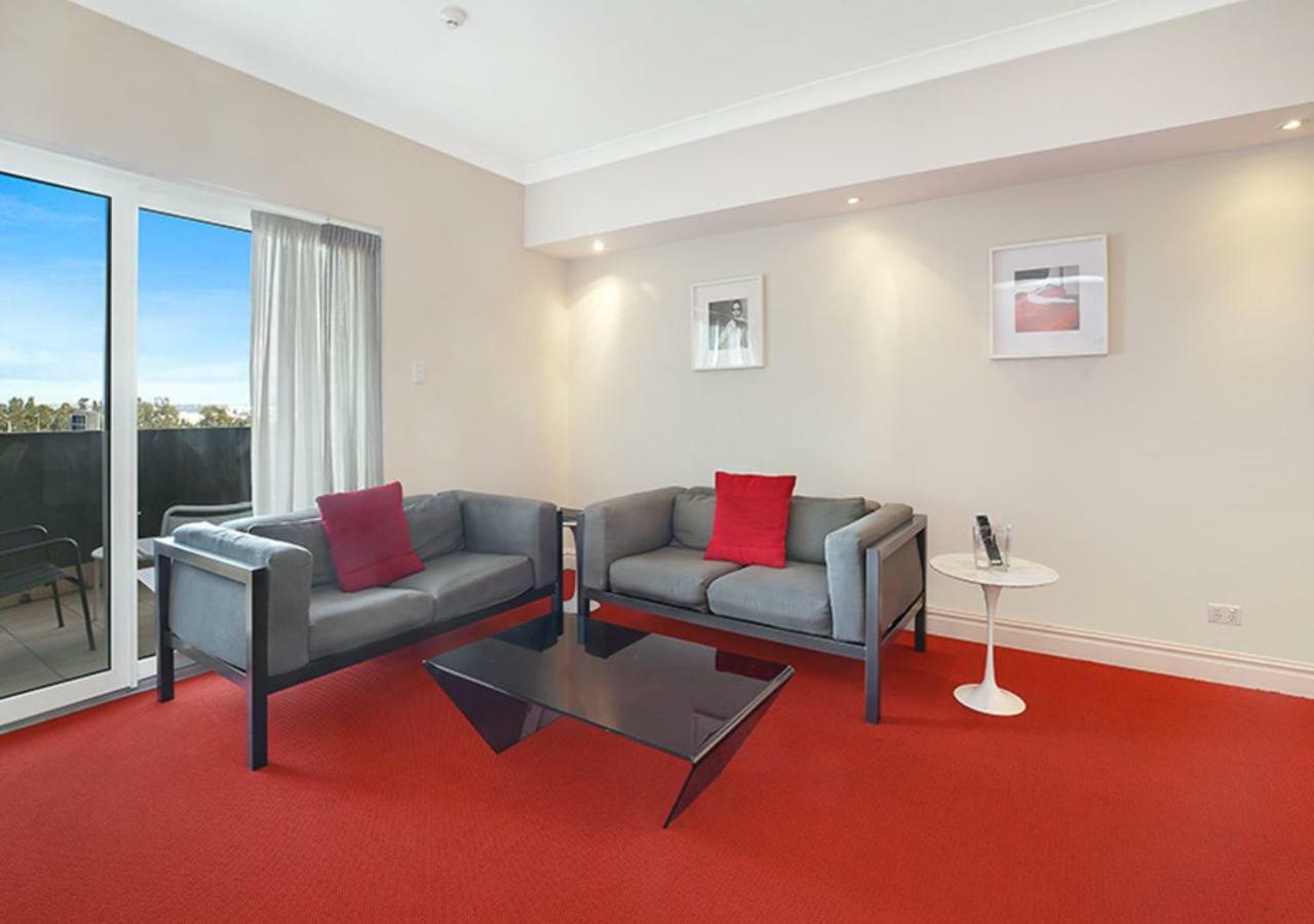Sydney Airport Suites Exteriör bild