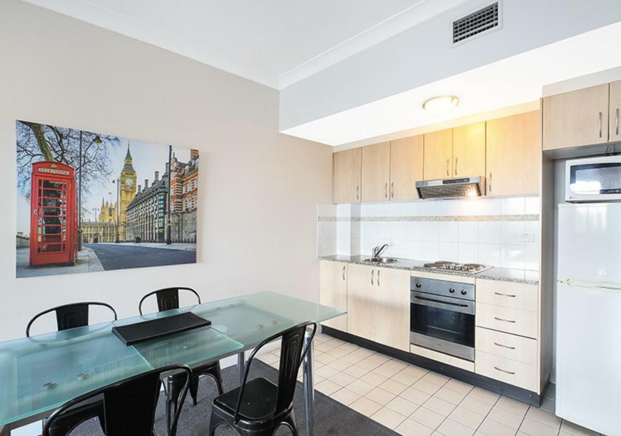 Sydney Airport Suites Exteriör bild